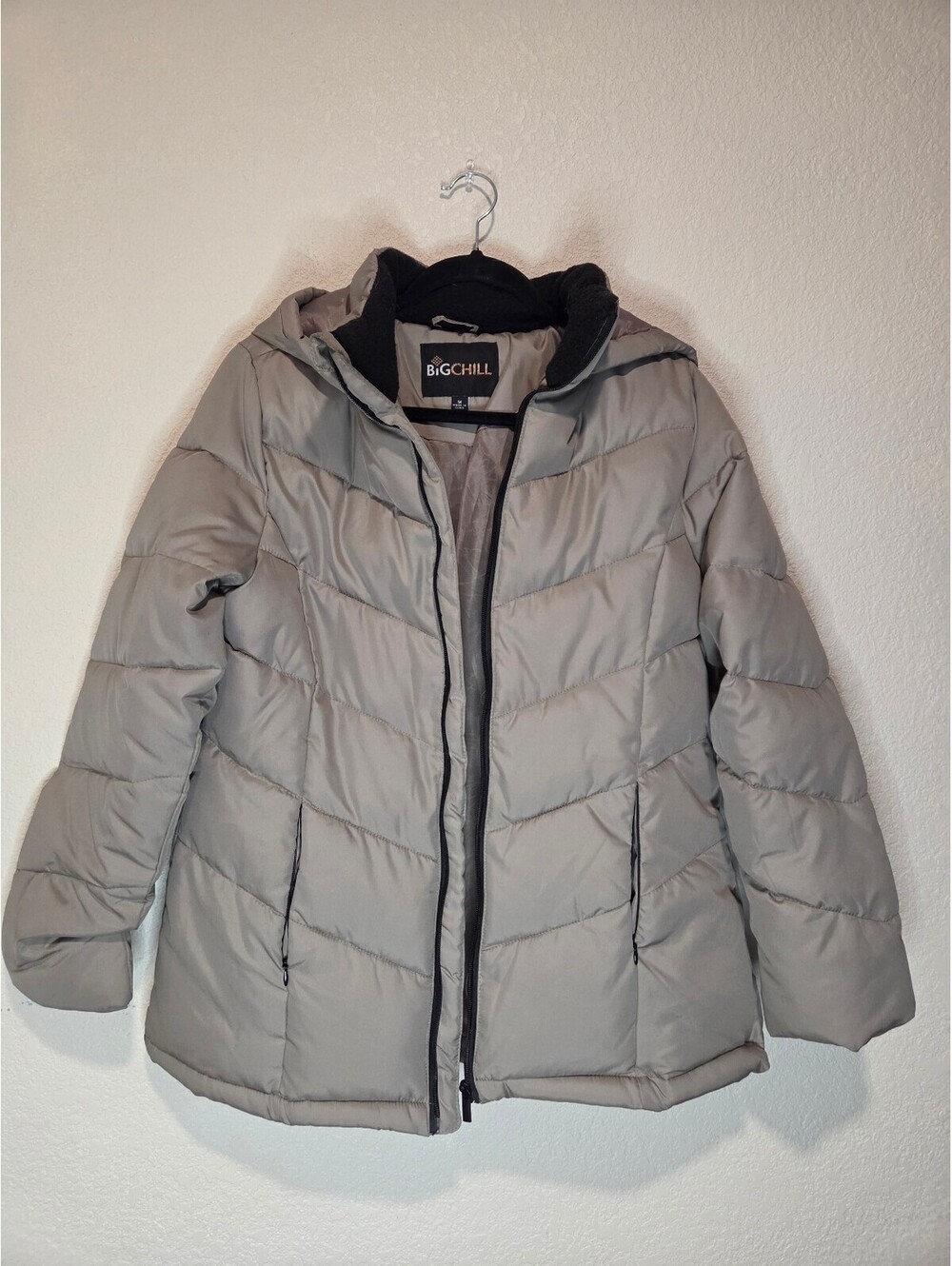 Big Chill Women's Medium Winter Puffer Jacket with Hood